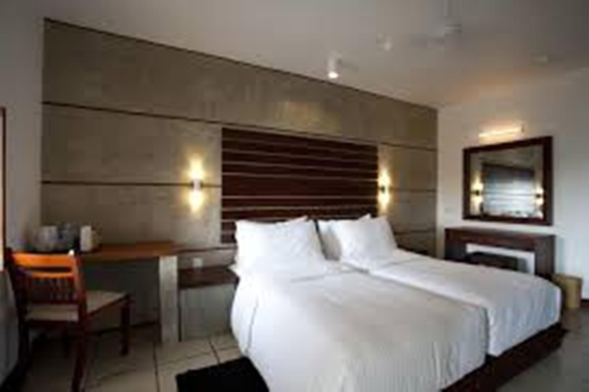 Jetwing Sea Hotel Negombo Exterior photo