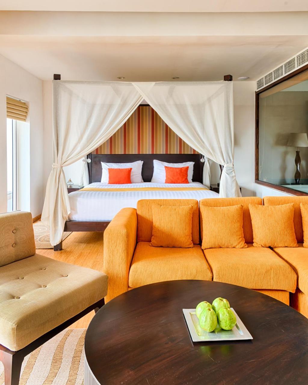 Jetwing Sea Hotel Negombo Exterior photo